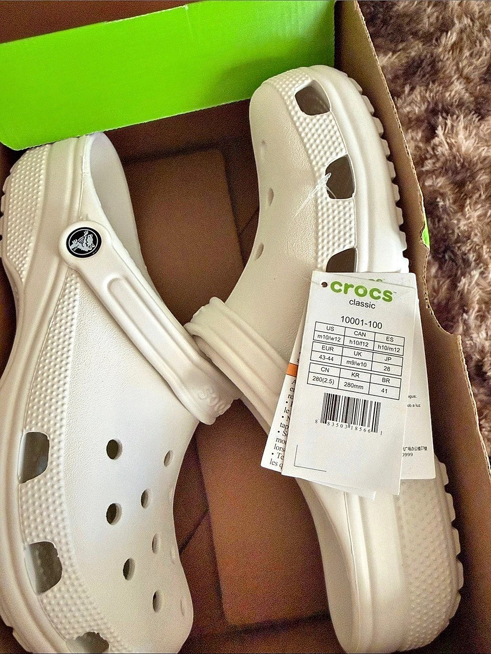 Crocs Classic Clog Clogs in Cream US 11 NWT - Picture 2 of 3